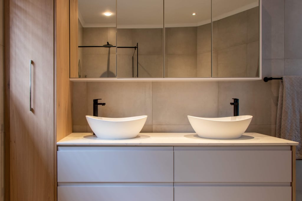 Nieuwoudt vanity 2 bathroom Cabinet Installations